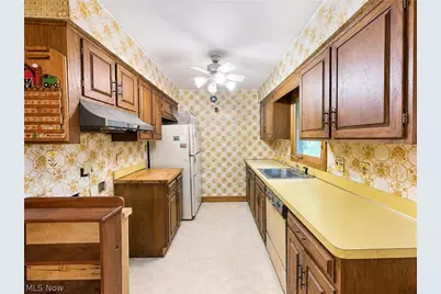 7130 Leroy Thompson Road, Thompson, OH 44086 - Photo 9