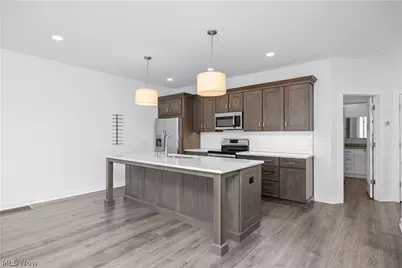 2059 W 34th Place, Loveland, OH 44113 - Photo 5