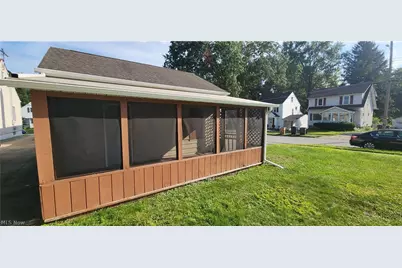 2827 Norwood Street, Cuyahoga Falls, OH 44221 - Photo 15