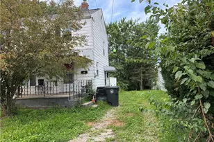 891 Davies Ave, Akron, OH 44306 - Photo 3