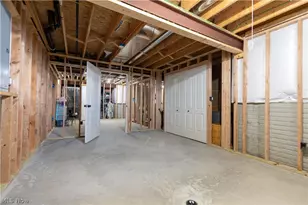 5705 Shadow Ridge Cir NW, North Canton, OH 44720 - Photo 29