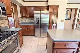 2975 Vincent Dr, Green Hills, OH 44131 - Photo 21