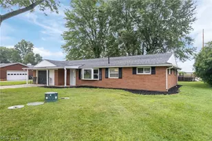 7660 Lakefield St, Louisville, OH 44641 - Photo 33