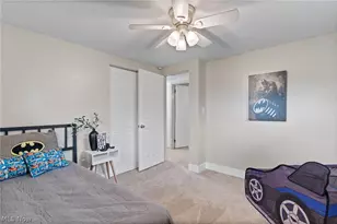 7660 Lakefield St, Louisville, OH 44641 - Photo 23