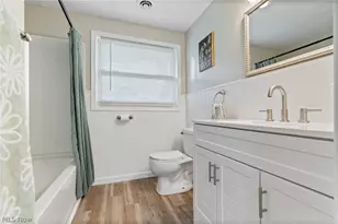 7660 Lakefield St, Louisville, OH 44641 - Photo 19