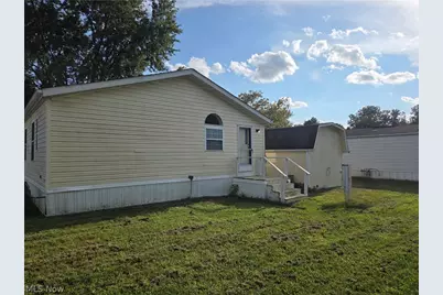 615 Sandpiper Drive SE, New Philadelphia, OH 44663 - Photo 3