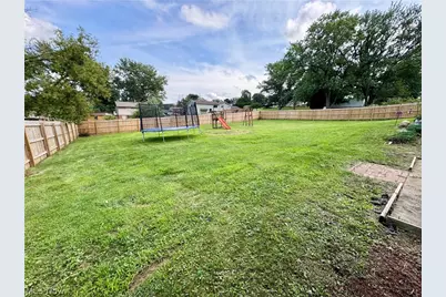 360 Trump Avenue NE, East Canton, OH 44730 - Photo 25