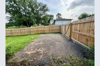 360 Trump Avenue NE, East Canton, OH 44730 - Photo 27