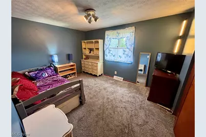 360 Trump Avenue NE, East Canton, OH 44730 - Photo 11