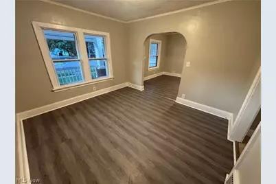 974 Lovers Lane, Akron, OH 44306 - Photo 5