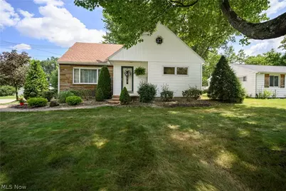 189 36th Street SW, Barberton, OH 44203 - Photo 3