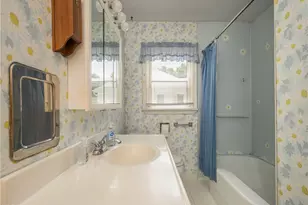 189 36th St SW, Barberton, OH 44203 - Photo 21