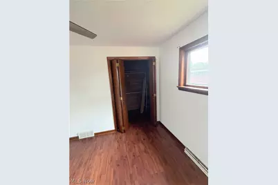 152 Fairdale Avenue, Campbell, OH 44405 - Photo 5