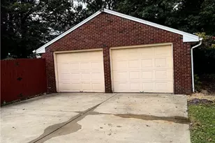 152 Fairdale Ave, Campbell, OH 44405 - Photo 27