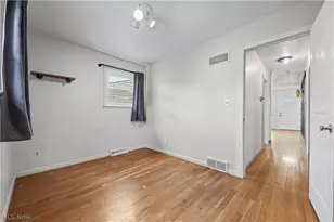 138 Thorlone Ave, Akron, OH 44312 - Photo 17