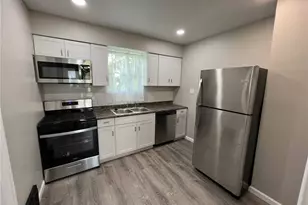 784 Rosamond Ave, Akron, OH 44307 - Photo 3