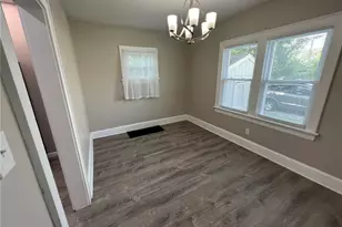 784 Rosamond Ave, Akron, OH 44307 - Photo 9