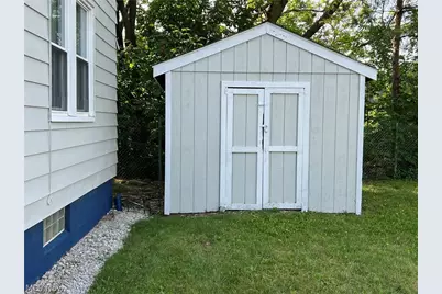784 Rosamond Avenue, Akron, OH 44307 - Photo 23