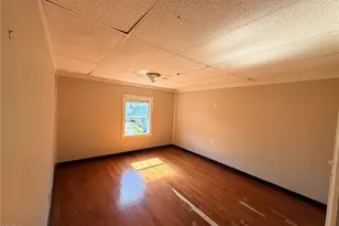 3717 Orchard St, Weirton, WV 26062 - Photo 9