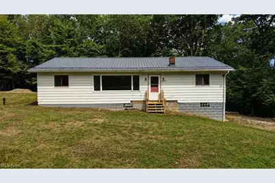 5300 Greenridge Rd, New Philadelphia, OH 44663 - Photo 13