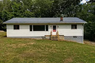 5300 Greenridge Rd, New Philadelphia, OH 44663 - Photo 13