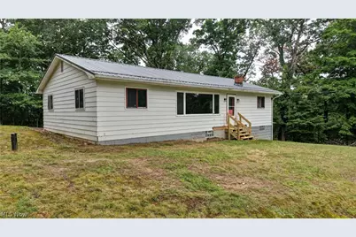 5300 Greenridge Rd, New Philadelphia, OH 44663 - Photo 5