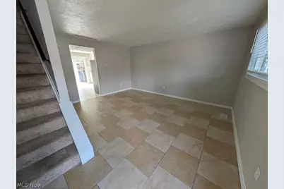 2581 Shakespeare Lane, Avon, OH 44011 - Photo 3