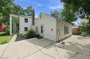 222 E Howard St, Willard, OH 44890 - Photo 41
