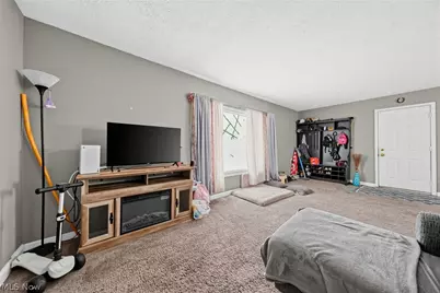 222 E Howard Street, Willard, OH 44890 - Photo 13