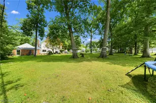 222 E Howard St, Willard, OH 44890 - Photo 13