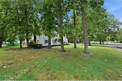 222 E Howard Street, Willard, OH 44890 - Photo 17