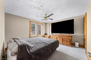 1392 Indianola Ave, Akron, OH 44305 - Photo 23