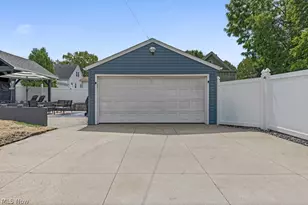 1392 Indianola Ave, Akron, OH 44305 - Photo 35