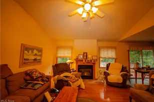 516 Walnut St, Conneaut, OH 44030 - Photo 9