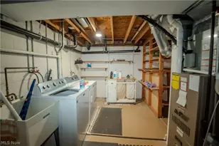 516 Walnut St, Conneaut, OH 44030 - Photo 29