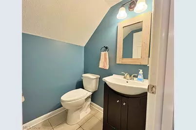 873 W Shore Boulevard, Sheffield Lake, OH 44054 - Photo 17