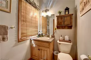 10557 Soehnlen Road NW, Beach City, OH 44608 - Photo 17