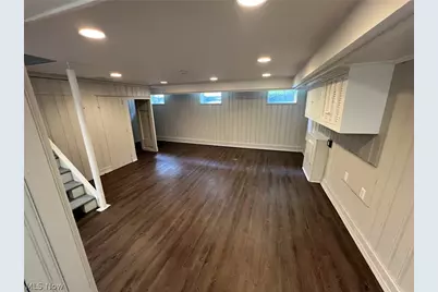 453 Dorchester Road, Akron, OH 44320 - Photo 13