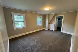 453 Dorchester Rd, Akron, OH 44320 - Photo 9