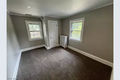 453 Dorchester Road, Akron, OH 44320 - Photo 11