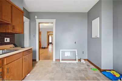 15715 School Avenue, Loveland, OH 44110 - Photo 9