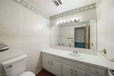 1091 Nina Lane, Akron, OH 44333 - Photo 5
