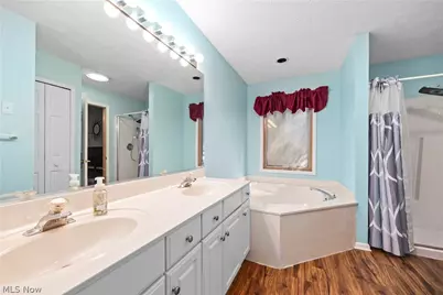 5214 Parkhurst Drive, Sheffield Village, OH 44054 - Photo 25