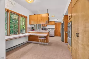 2715 Westdale Rd NW, Canton, OH 44708 - Photo 15