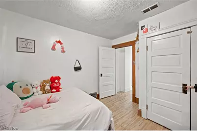 637 Dewey Avenue, Elyria, OH 44035 - Photo 21