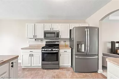 7779 Gresham Lane, Hudson, OH 44236 - Photo 13