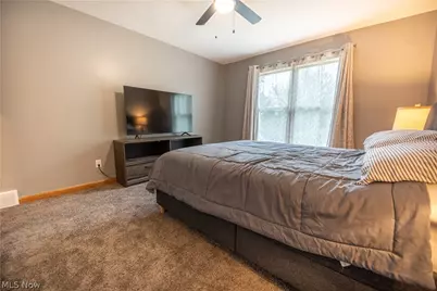 2885 Valley Road, Cuyahoga Falls, OH 44223 - Photo 27