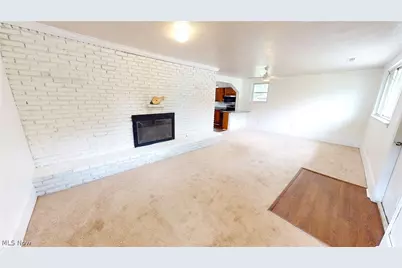 16702 Findlay Street, Chagrin Falls, OH 44023 - Photo 3