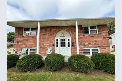 813 S Nickelplate Street, Louisville, OH 44641 - Photo 5