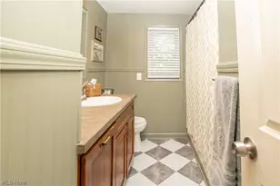 1215 Easton St NE, Canton, OH 44721 - Photo 25